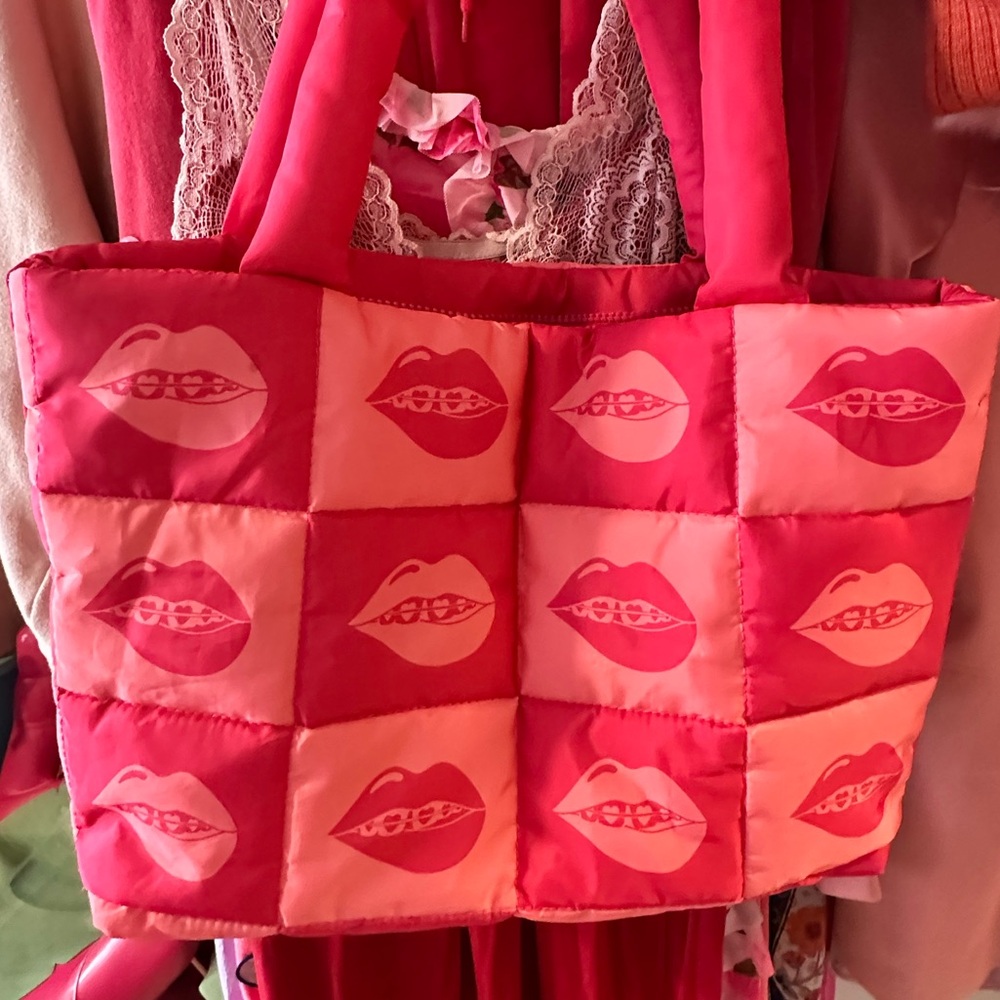 Pink Checkered Lip Graphic Tote Bag